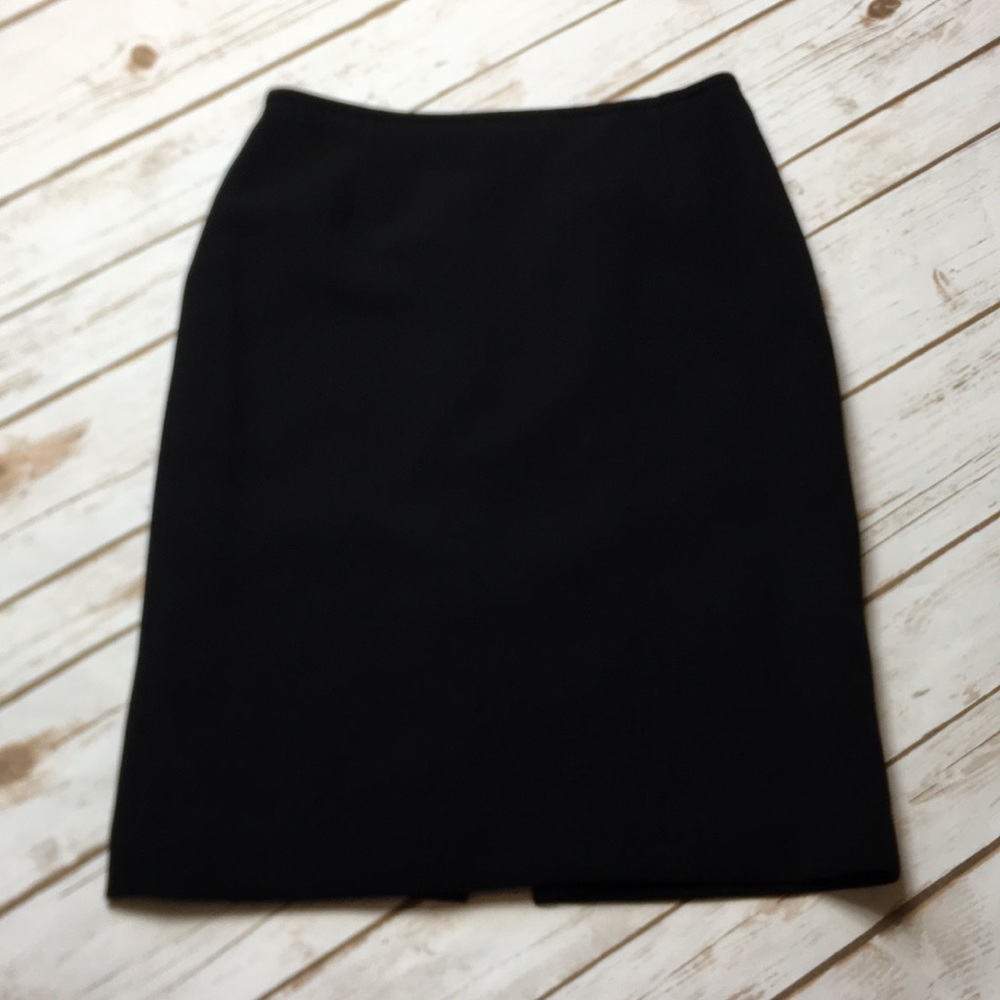 TAHARI Black Pencil Slit Skirt Womens Size 4P NWT Office Siren Skirt